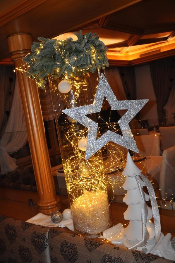 Hotel Meida ปอซซาดิฟัซซา ภายนอก รูปภาพ