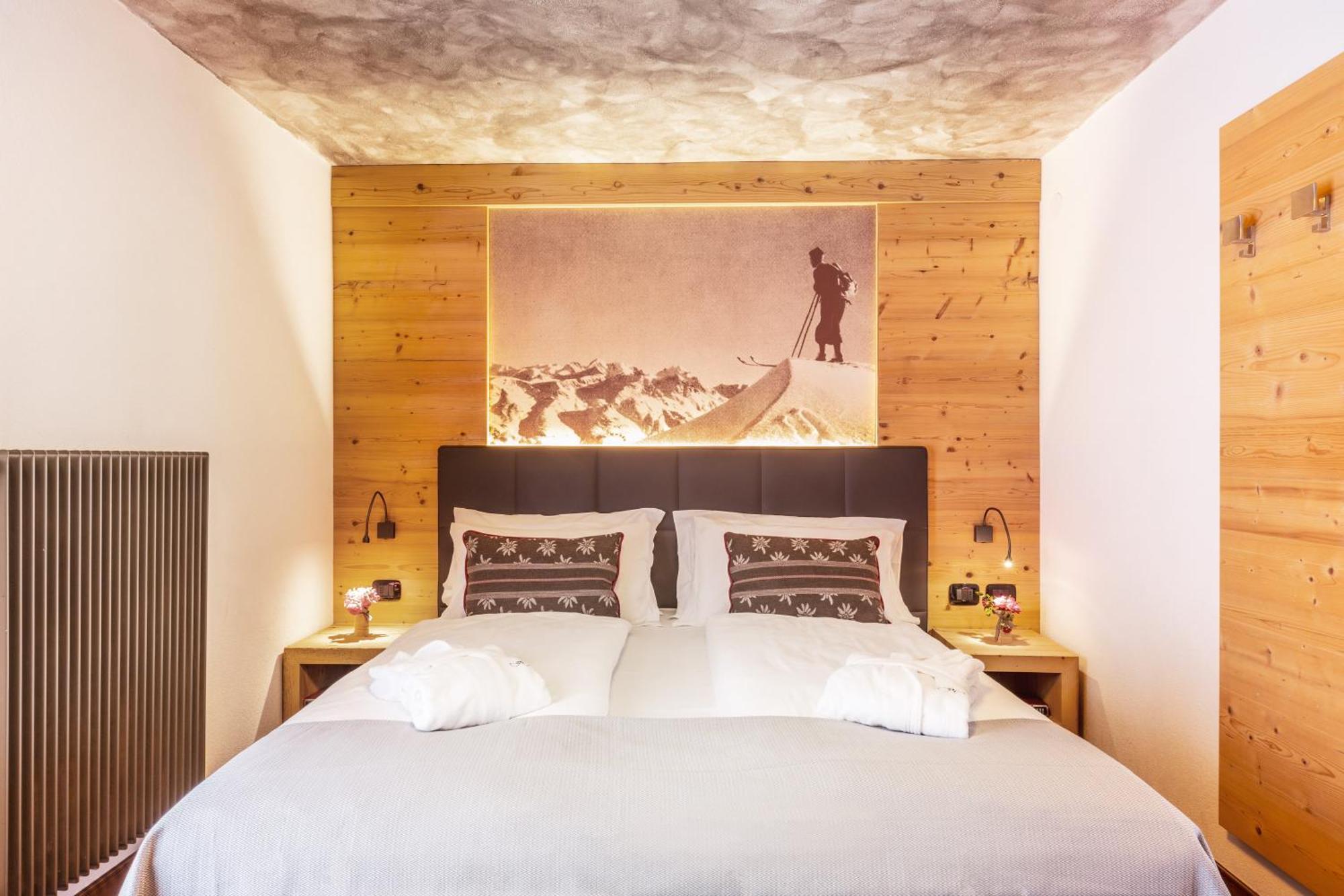 Hotel Meida ปอซซาดิฟัซซา ภายนอก รูปภาพ