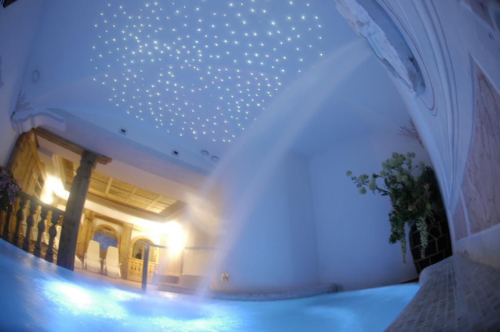 Hotel Meida ปอซซาดิฟัซซา ภายนอก รูปภาพ