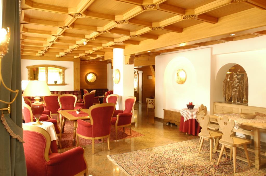 Hotel Meida ปอซซาดิฟัซซา ภายนอก รูปภาพ